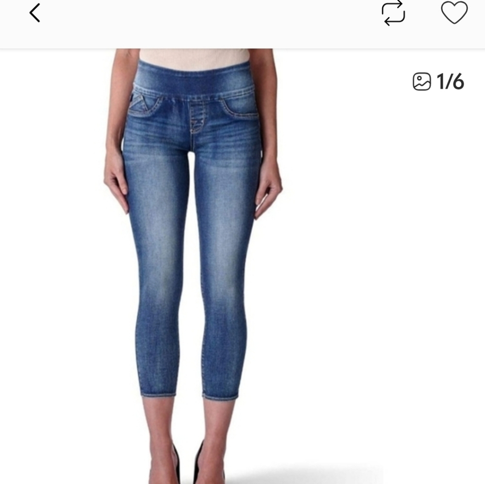Rock & Republic Denim Rx Mid Blue Cropped Capri Jeans